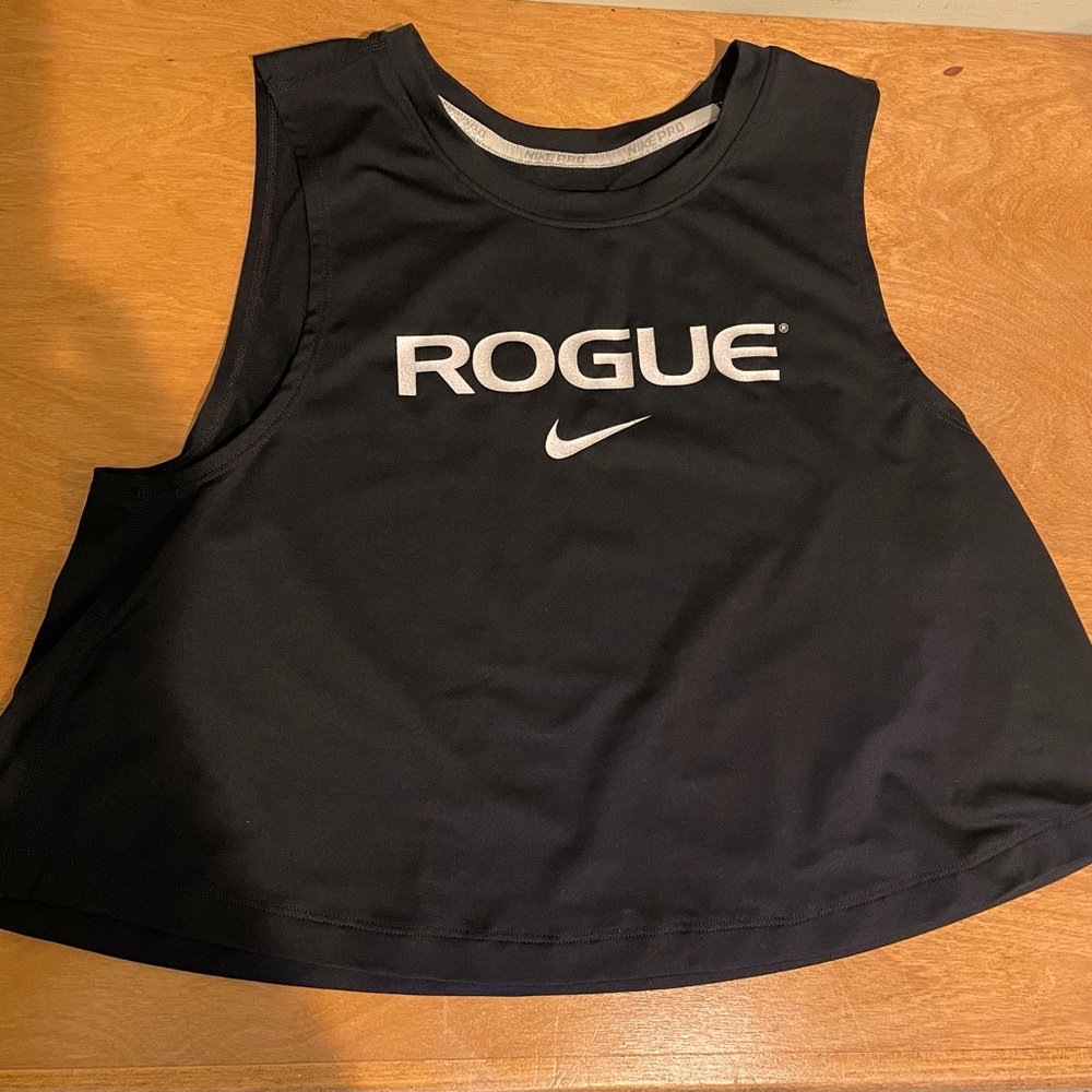 ROGUE NIKE WOMEN'S PRO CROPPED TANK